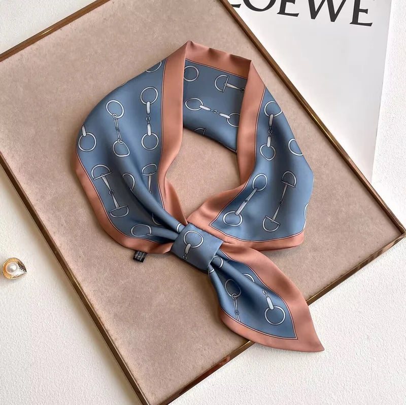 00129.8 Neck Tie Saddle
