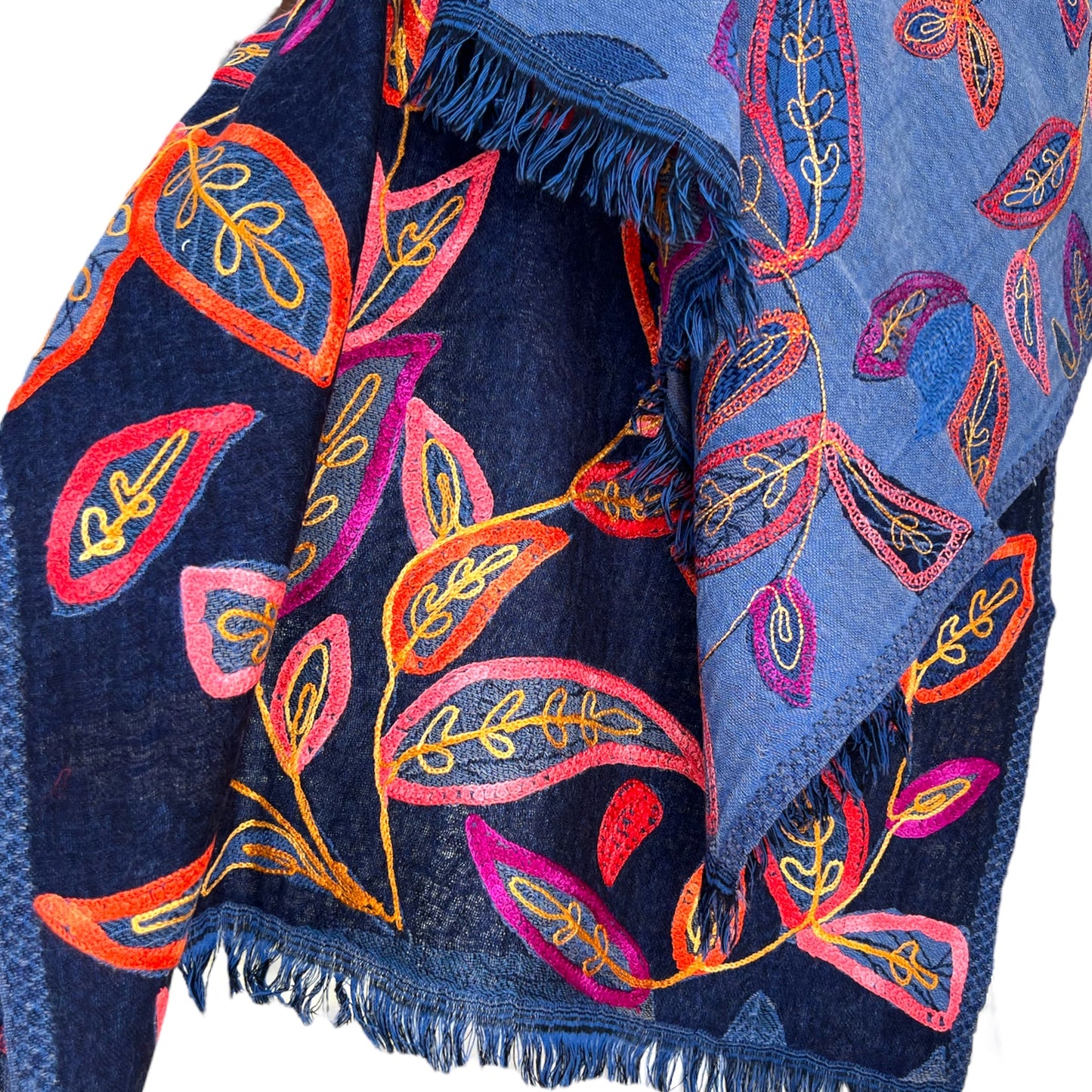 W30916.16 Enchanted Shawl