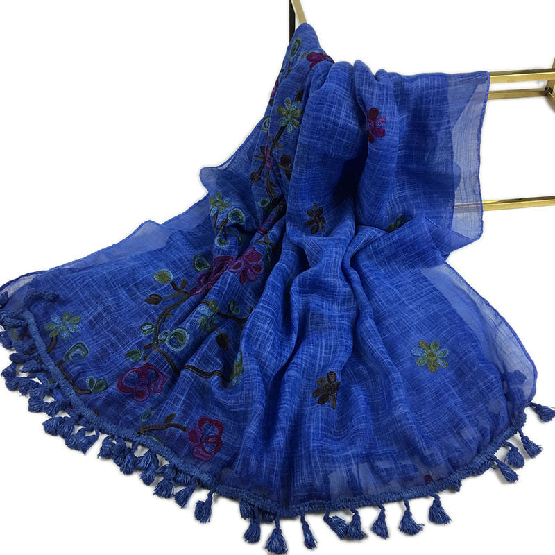 30462 Embroidery Shawl