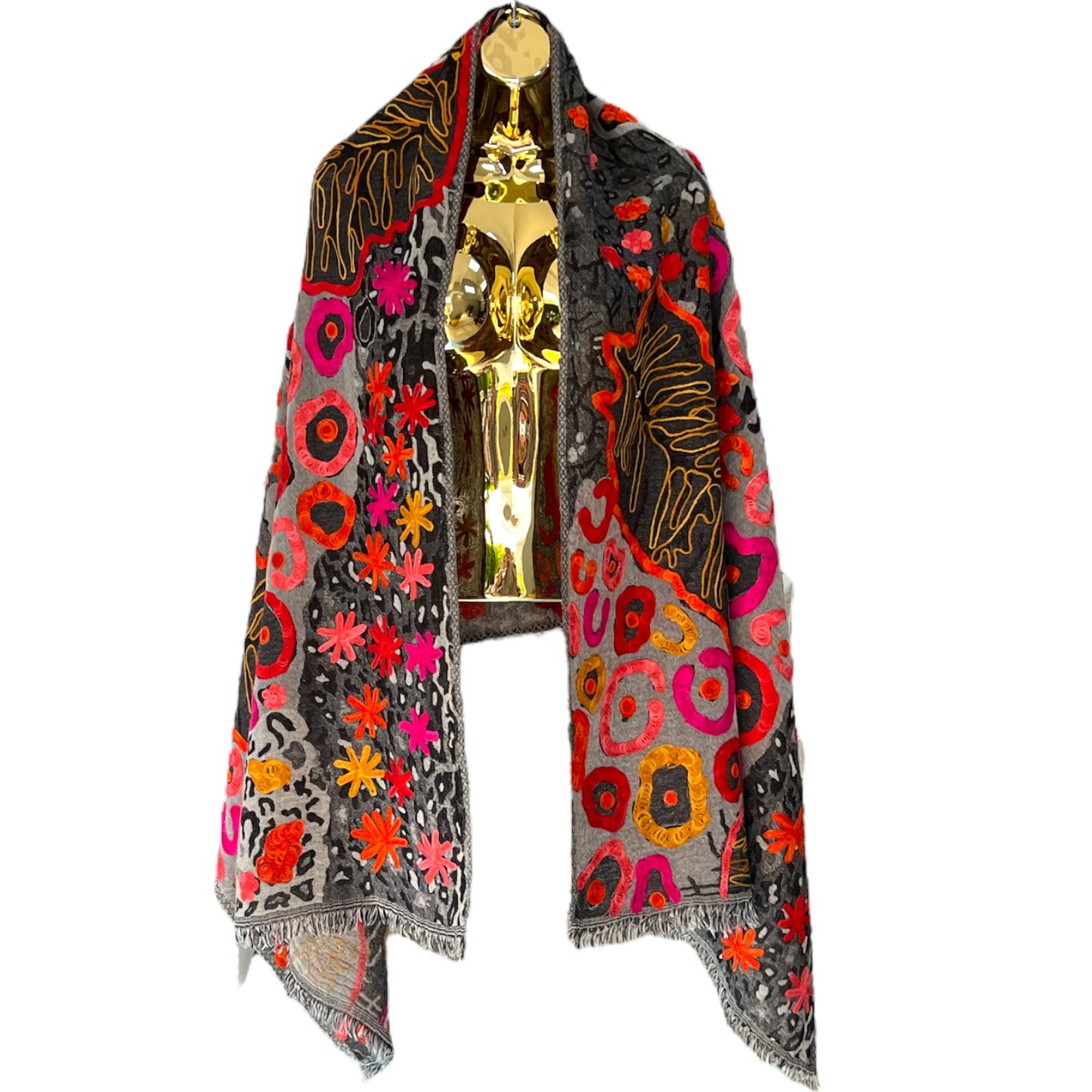 W30916.10 Enchanted Shawl