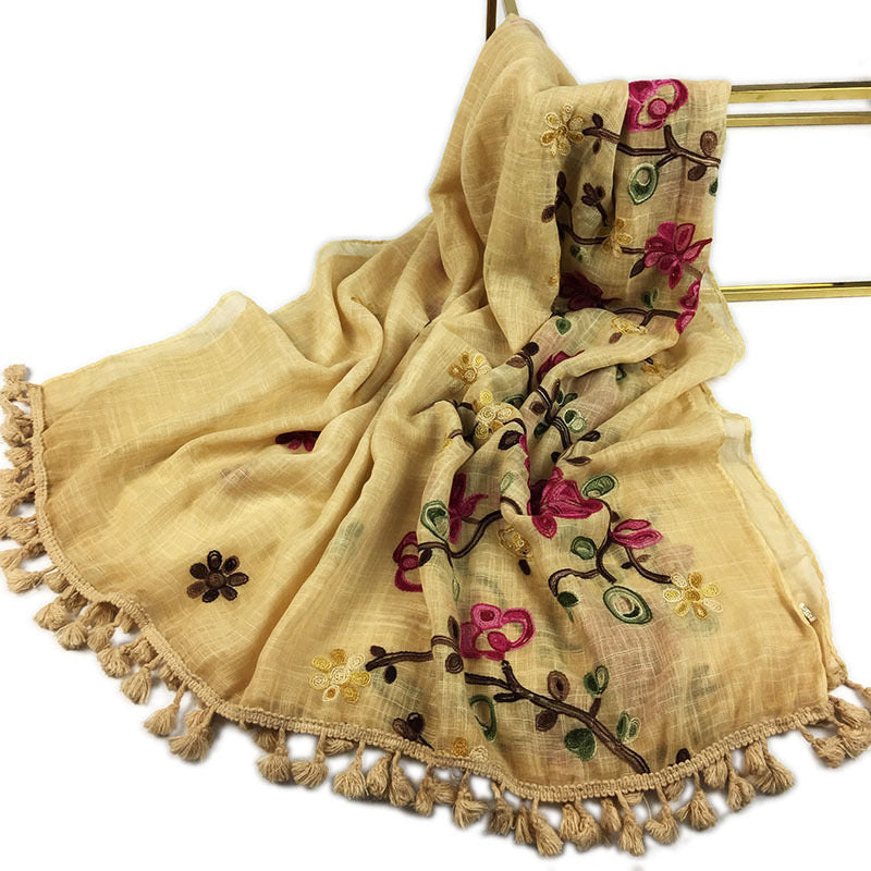 30462 Embroidery Shawl