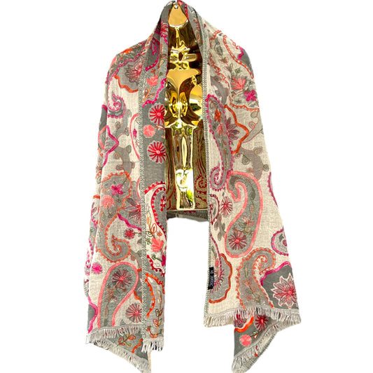 W30916.5 Enchanted Shawl