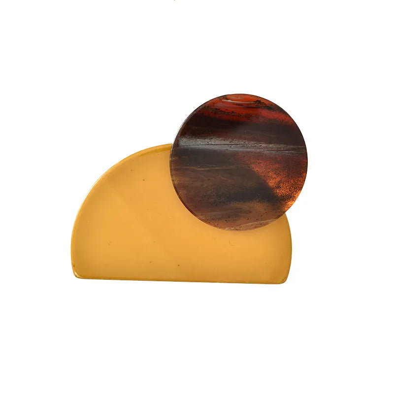 00243 Ari Sunset Pin