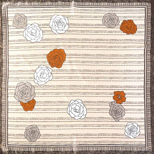 00124.29 Silk Square - E Roses