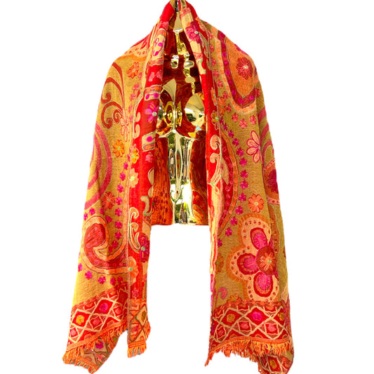 W30916.3 Enchanted Shawl