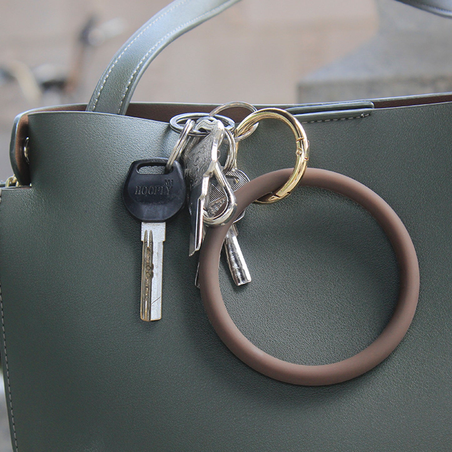 00220 Rubber Key Ring