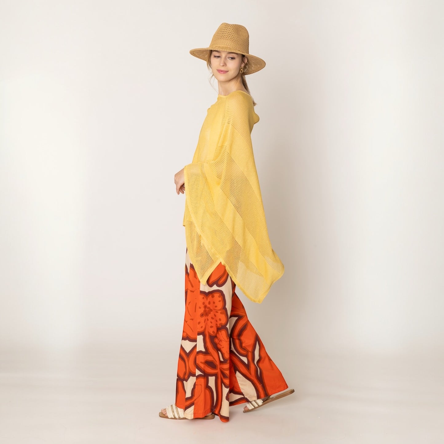 70247 Lurex Poncho