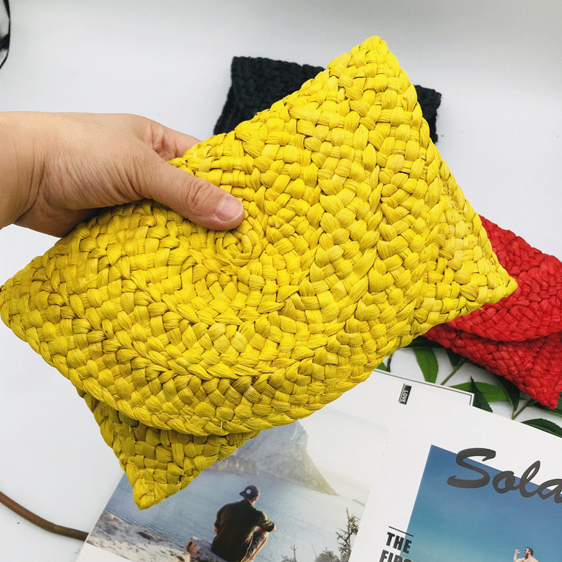 90138 Colorful Straw Clutch