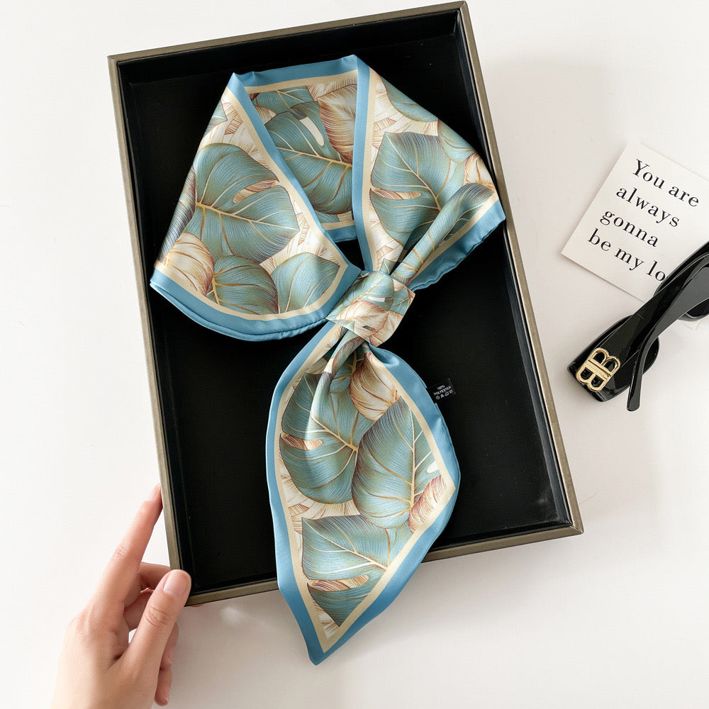 00129.4 Neck Tie Garden