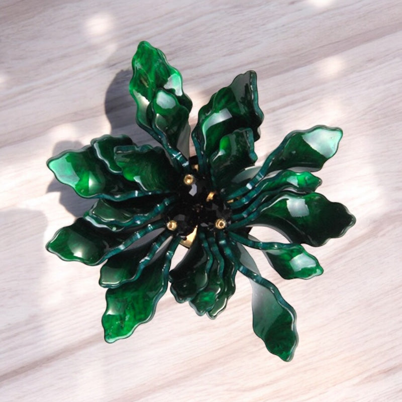 00242 Ari Lotus Brooch