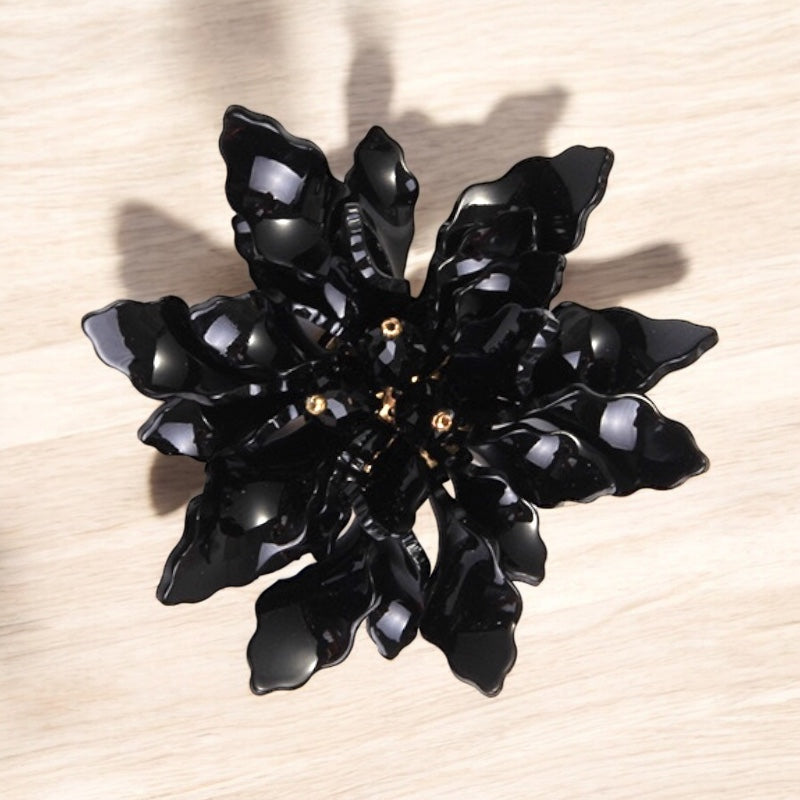 00242 Ari Lotus Brooch