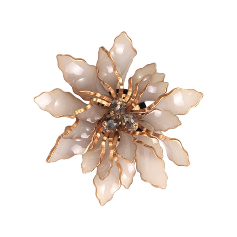00242 Ari Lotus Brooch