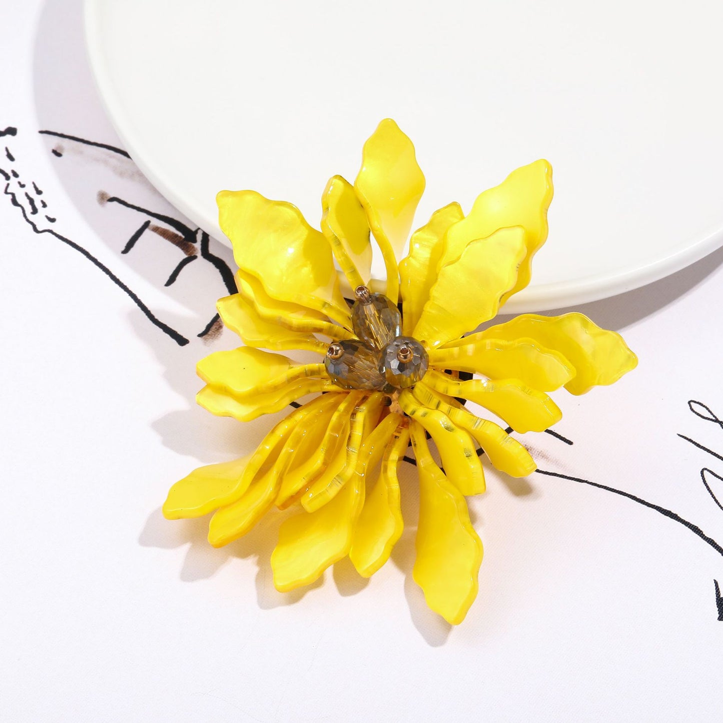 00242 Ari Lotus Brooch