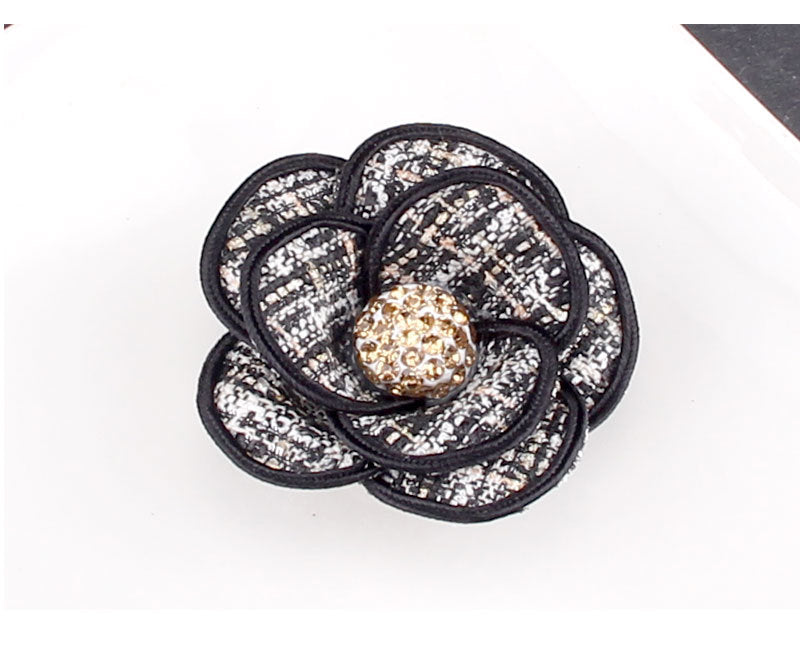 00251 Tweed Flower Brooch