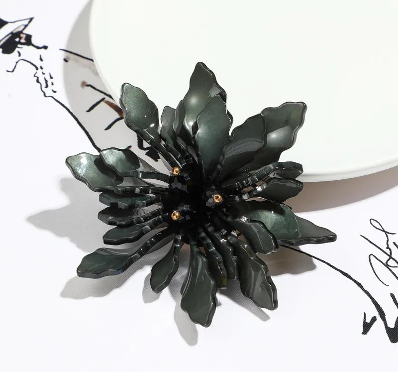 00242 Ari Lotus Brooch