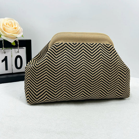 90160The Pouch Clutch