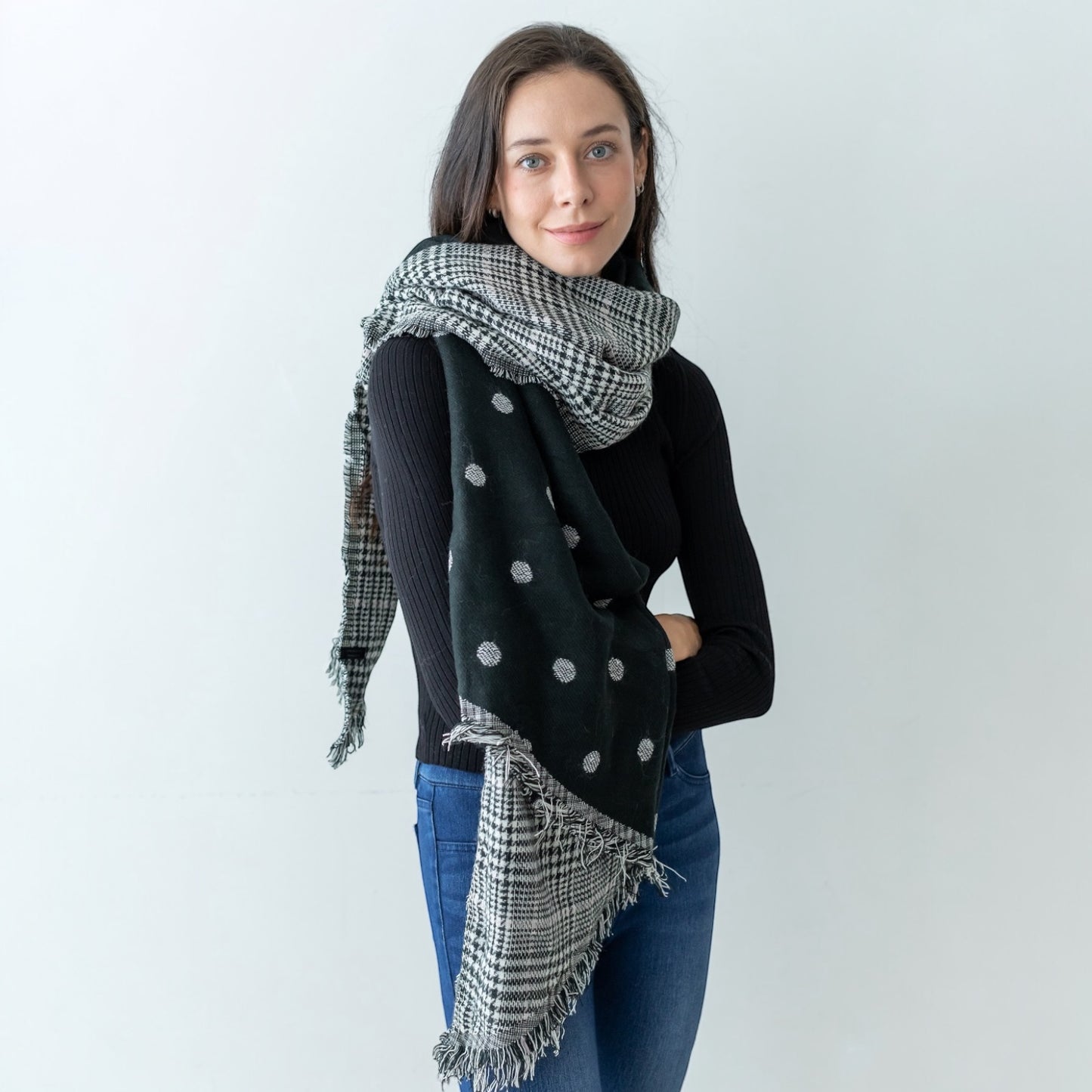 30196 Polka Scarf