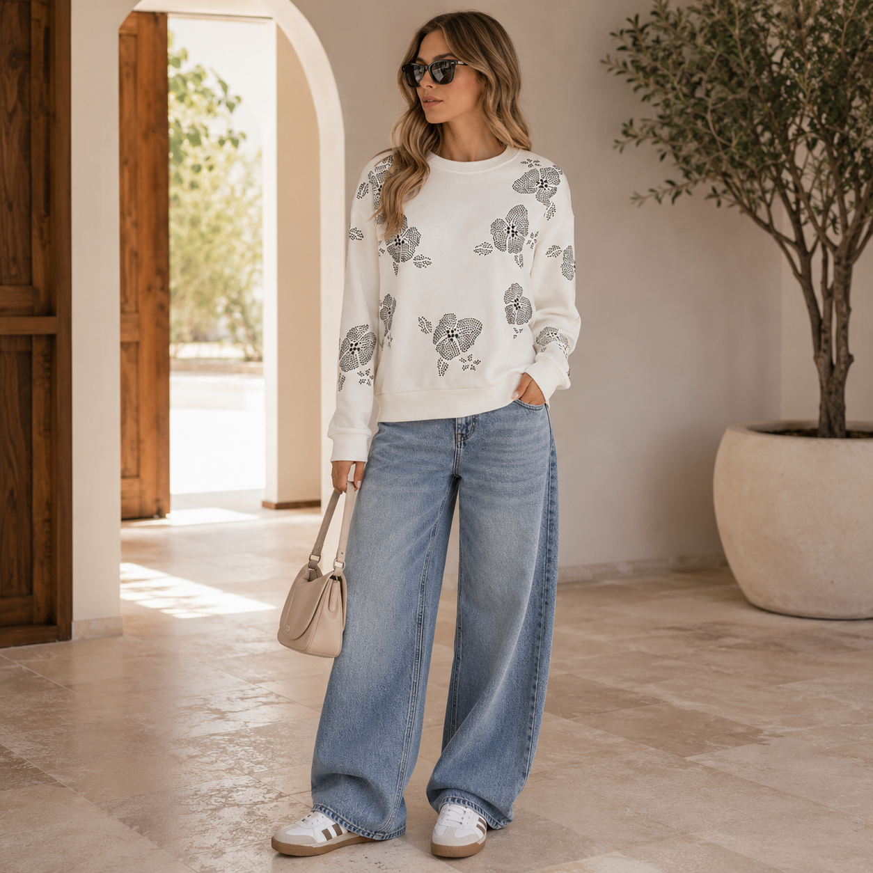70549 Flower Sweatshirt