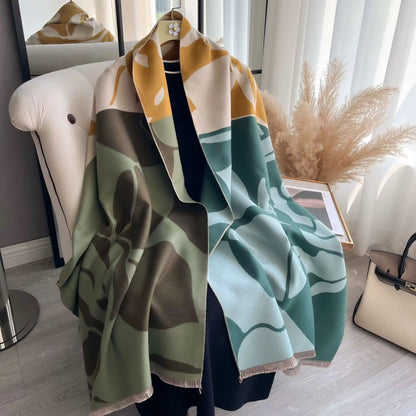 30242 Deco Shawl