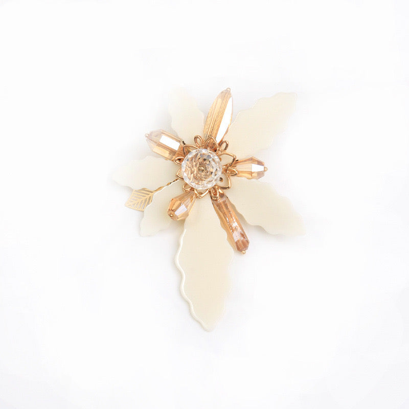 00387 Ari Dahlia Pin