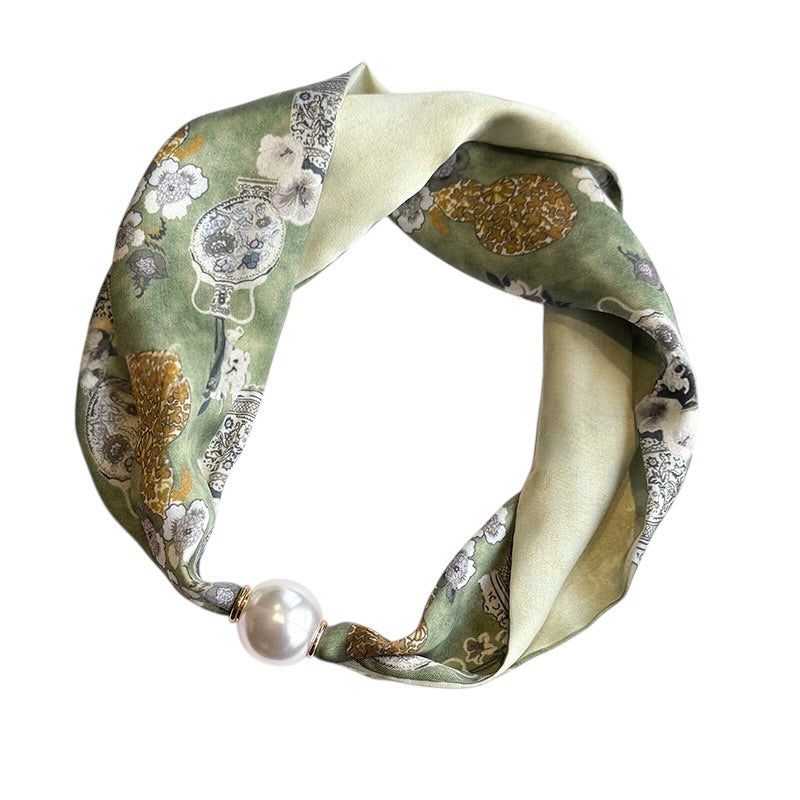 30390 Jewel Neck Scarf