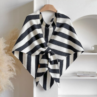 70538 Hugger Shawl