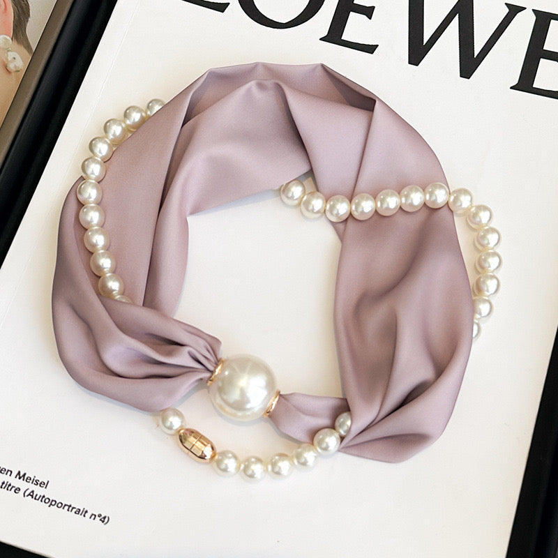 30390 Jewel Neck Scarf