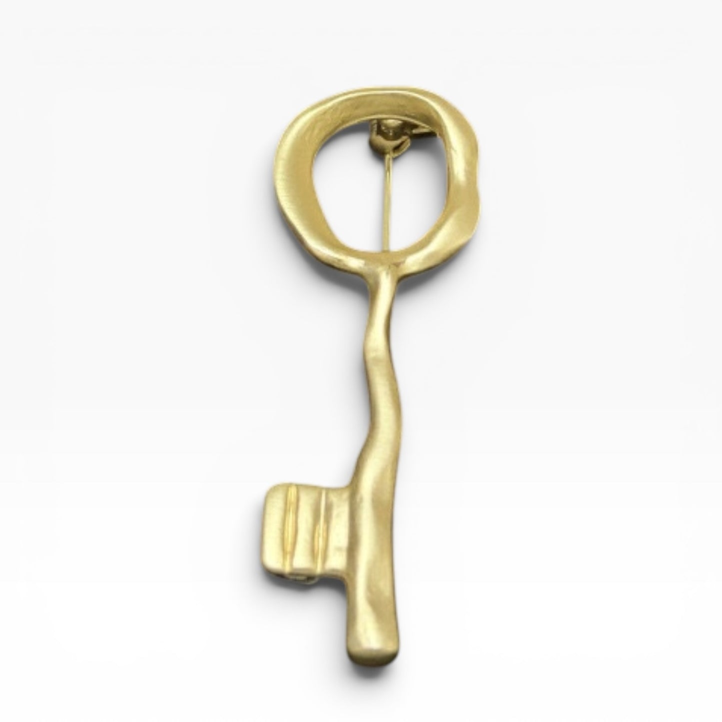 00394 Key Brooch Collection