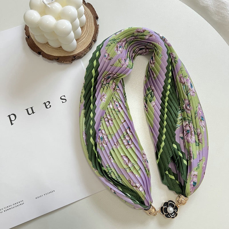 30390 Jewel Neck Scarf