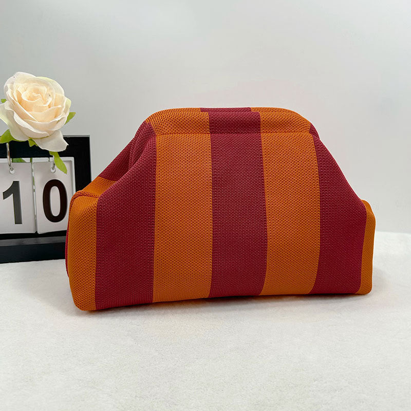 90160The Pouch Clutch