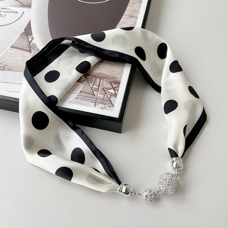 30390 Jewel Neck Scarf