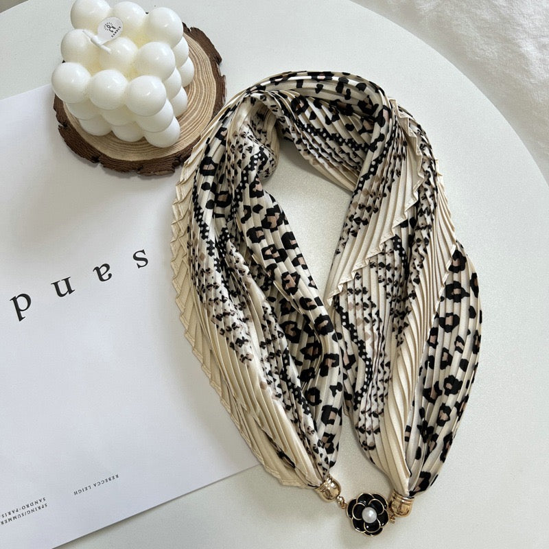 30390 Jewel Neck Scarf