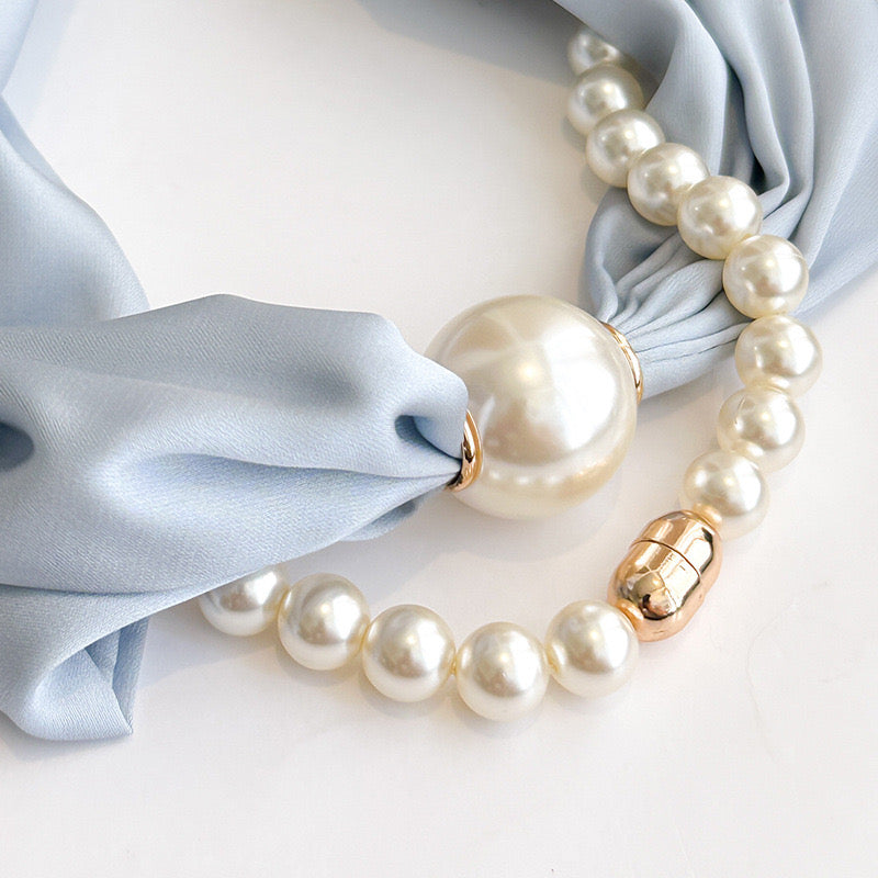 30390 Jewel Neck Scarf