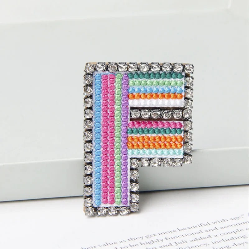 00101.8 Monogram Pin