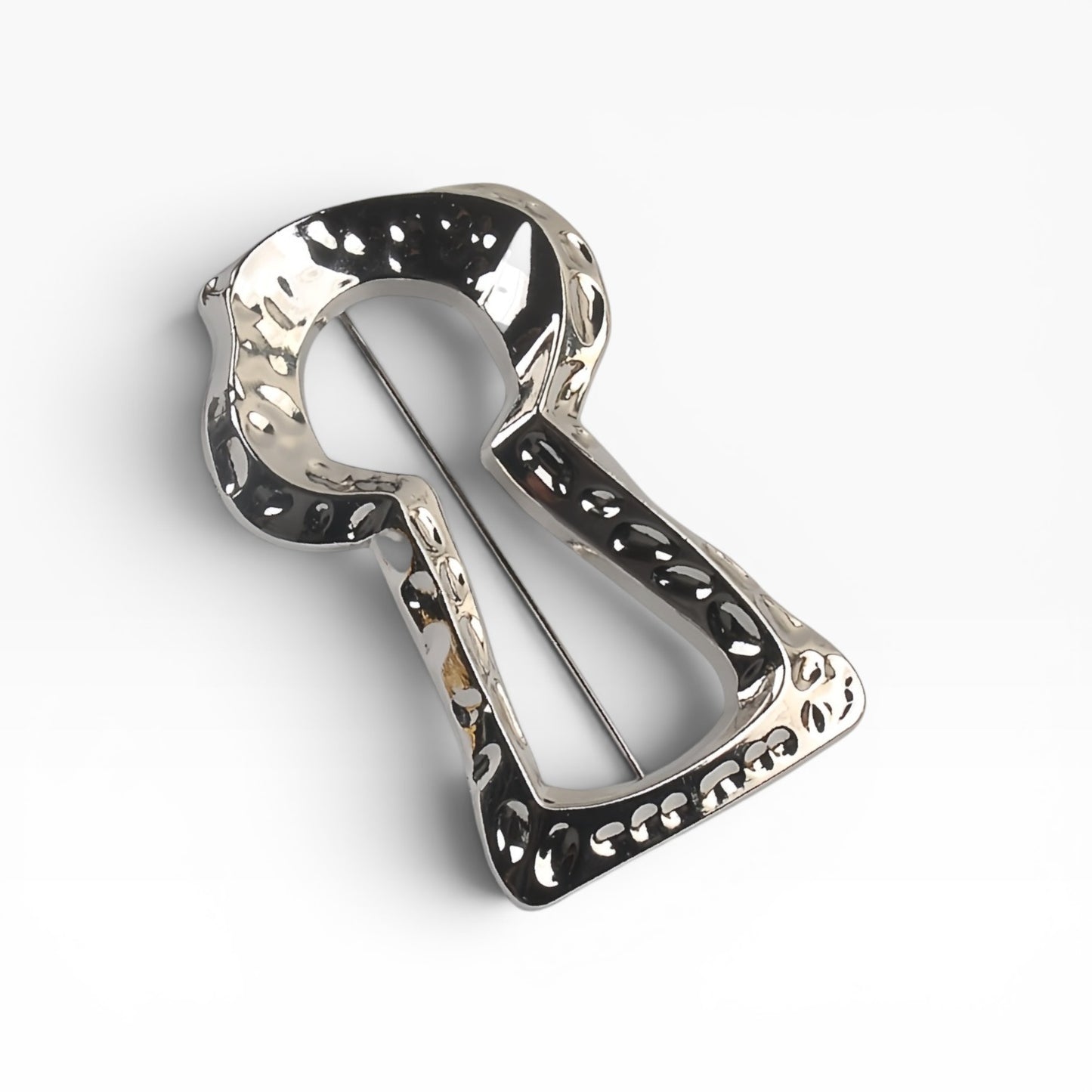 00394 Key Brooch Collection