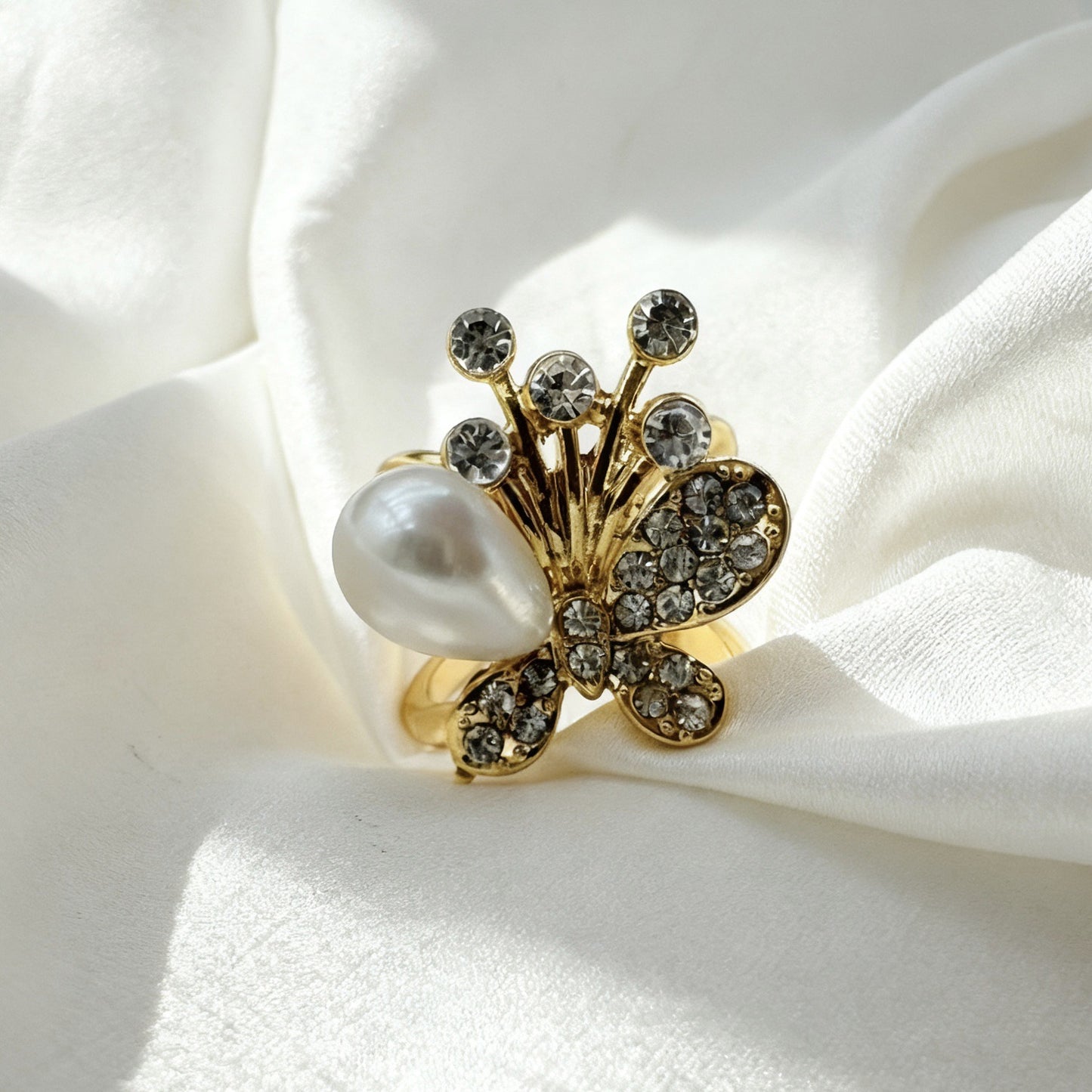 00024.15 Ring Scarf Butterfly