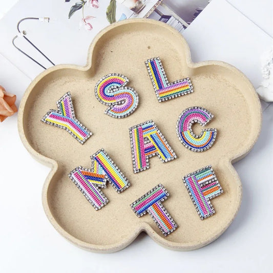 00101.8 Monogram Pin