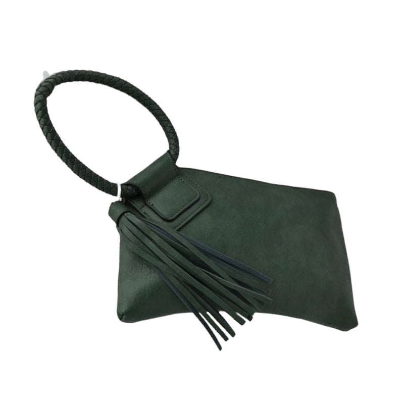 90057 The O Wristlet Clutch