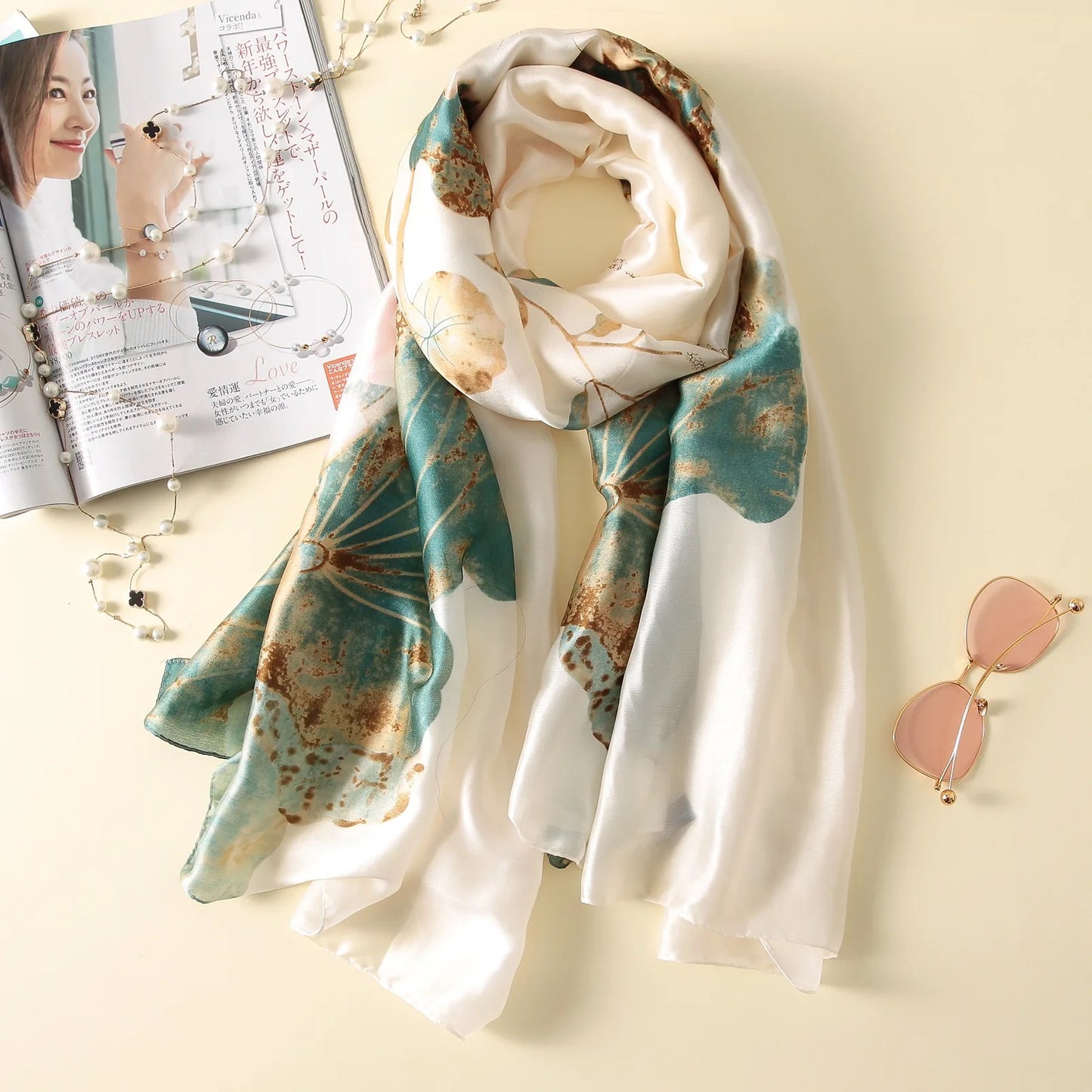 30380 Pretty Silk Scarf